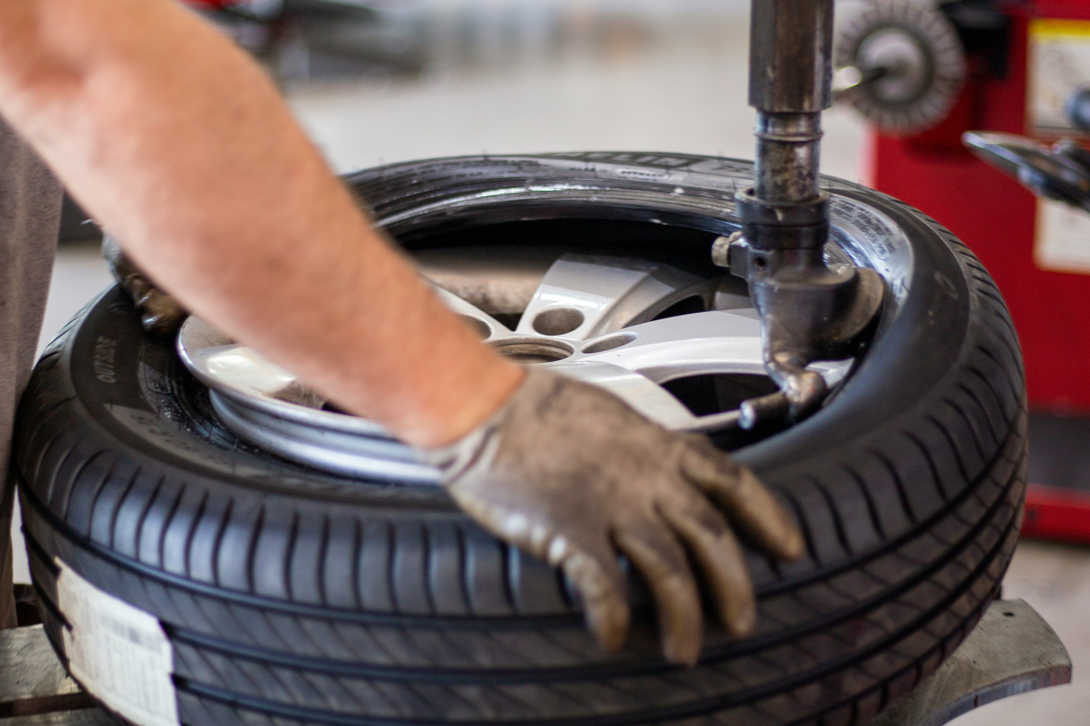 কার্বন ব্ল্যাক: মূল বৈশিষ্ট্য এবং মাল্টি-ইন্ডাস্ট্রি অ্যাপ্লিকেশন বিশ্লেষণ